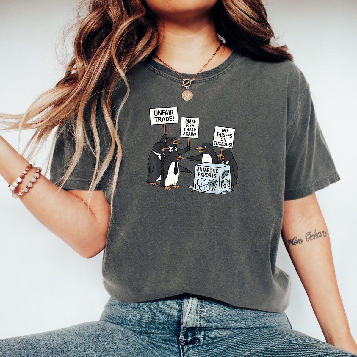 Penguins RESIST Shirt