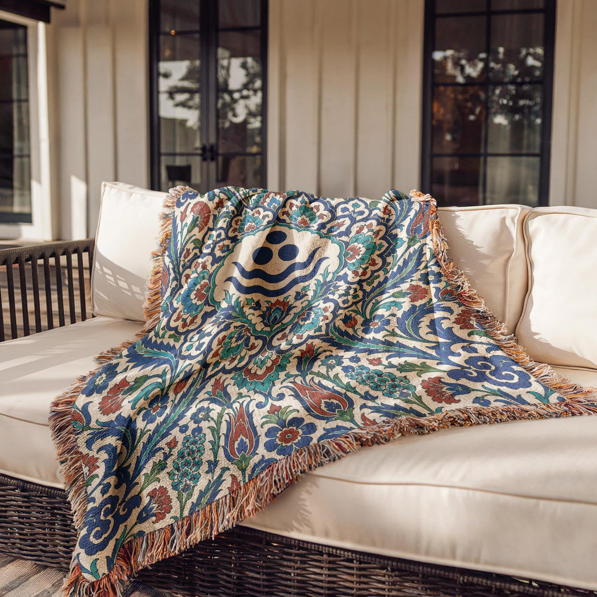 Iznik Chintamani Woven Blanket
