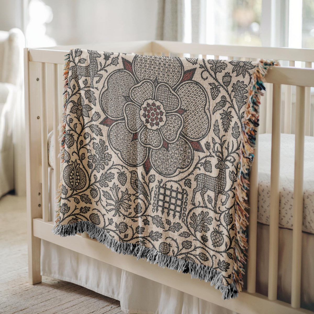 Tudor Rose Woven Blanket